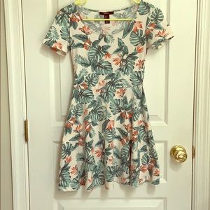 Forever 21 Tropical Print Dress